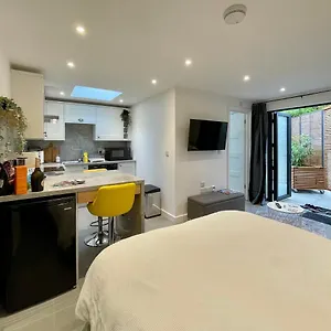 Tiny Home, Boscombe Manor Bournemouth